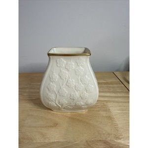 Lenox Garden Collection Embossed Vase with Gold Trim